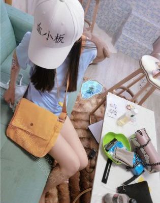 丰满少妇被猛烈进入的故事李龙